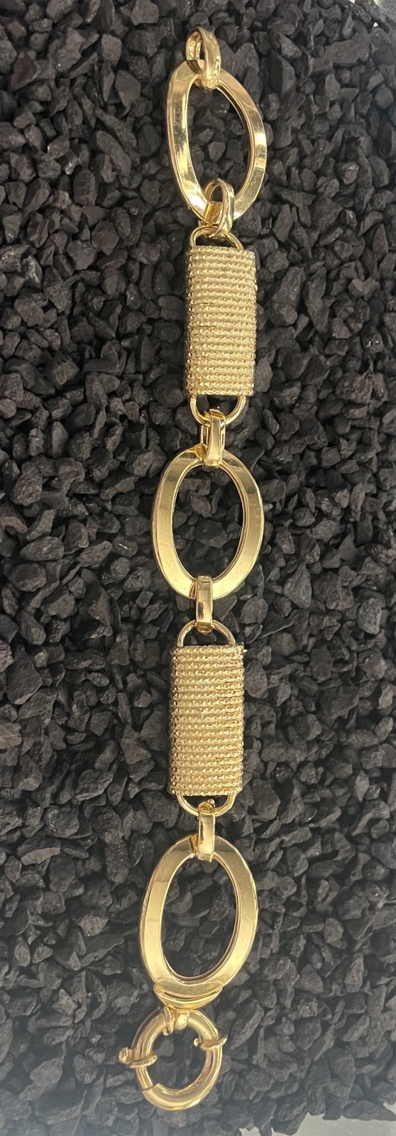 Alliance en or sur-mesure pour mariage Istres 13800 dans les Bouches-du-Rhône