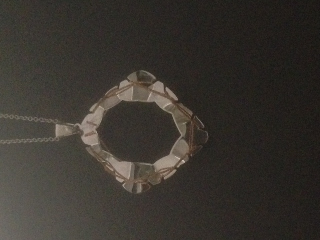 Réparation de chaîne cassée en or et argent proche Lançon de Provence