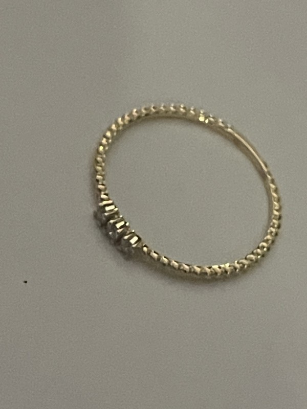 Bague or jaune corps perlé18k serti 3 diamants 