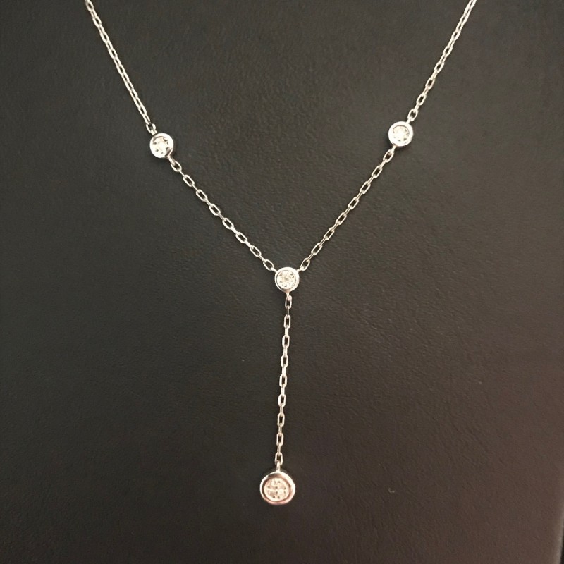 Collier or blanc et diamant 357€