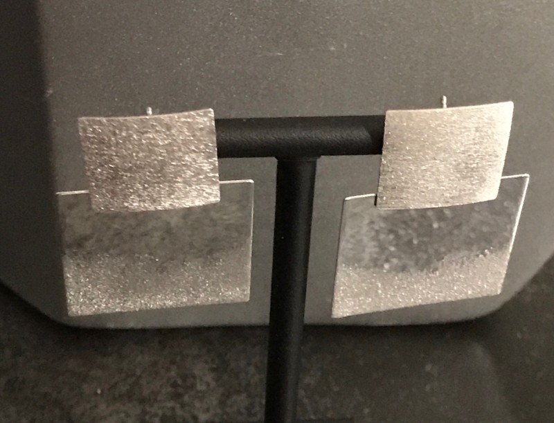 Boucle d'oreille argent 160€