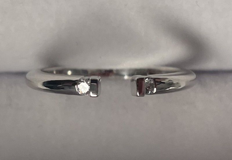 Alliance ouverte en or blanc 18K à Salon de provence