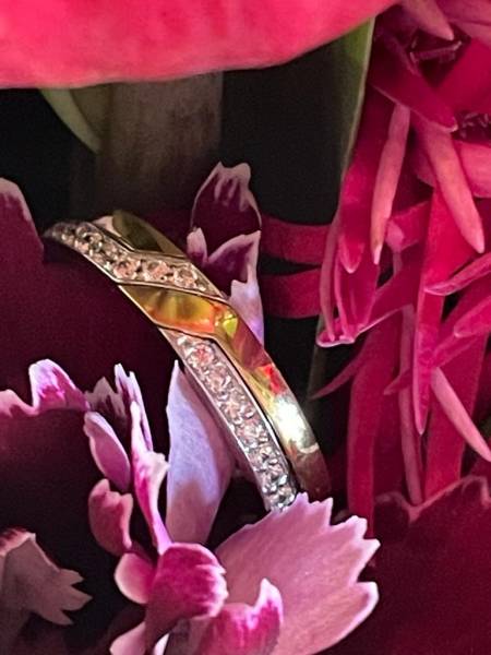 Création d'Alliances sur Mesure en Or 18K diamant à Salon de Provence