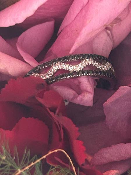 Création d'Alliances sur Mesure en Or 18K diamant à Salon de Provence