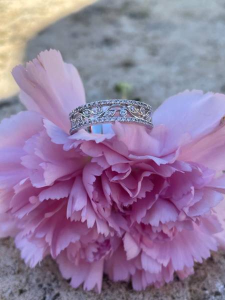 Élégance Intemporelle : Les Alliances en Or par Joyau d'or