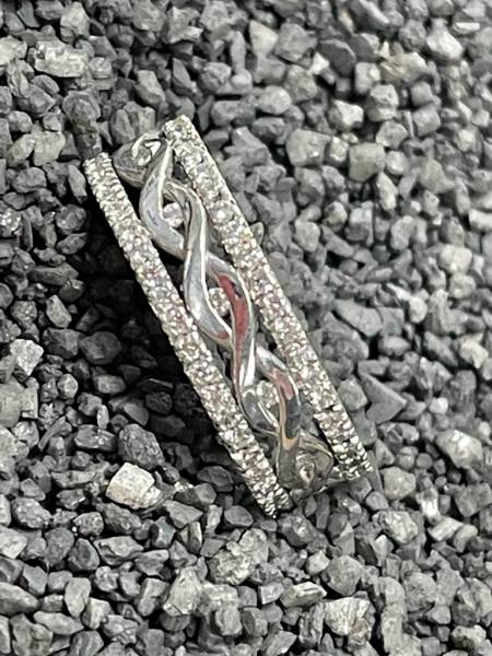 Élégance Intemporelle : Les Alliances en Or par Joyau d'or