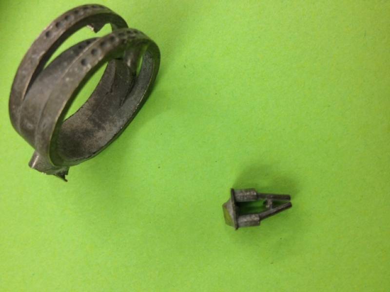 Création d'une bague or blanc 18k pour femme avec diamant original