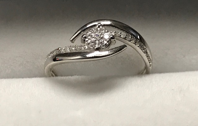 Bague en or  750 millièmes pour dame