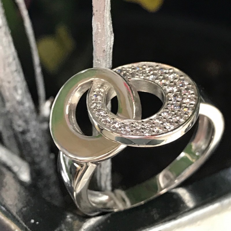 Bague argent cercles entrelacés taille 56 prix 99€