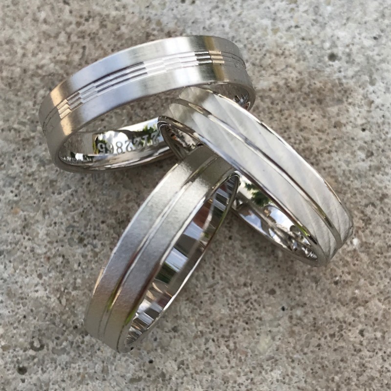 Alliance :les tendances masculines en or blanc